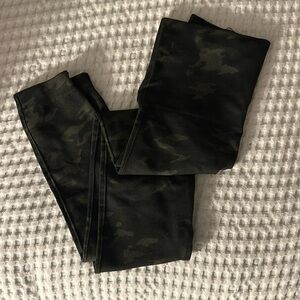 spanx green camo legging